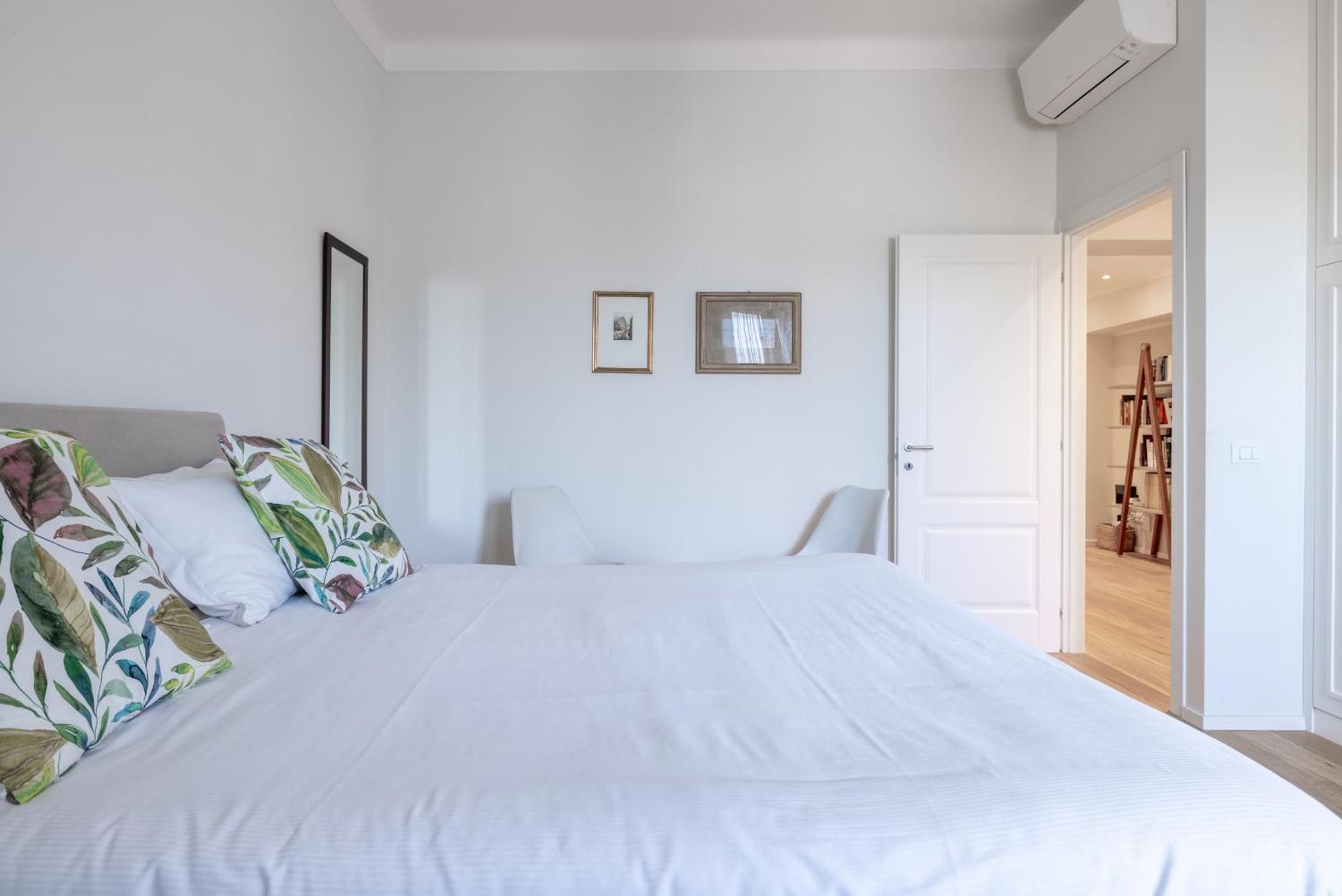Top Floor Apt With Rooftop Terrace Near St. Peter Рим Екстериор снимка